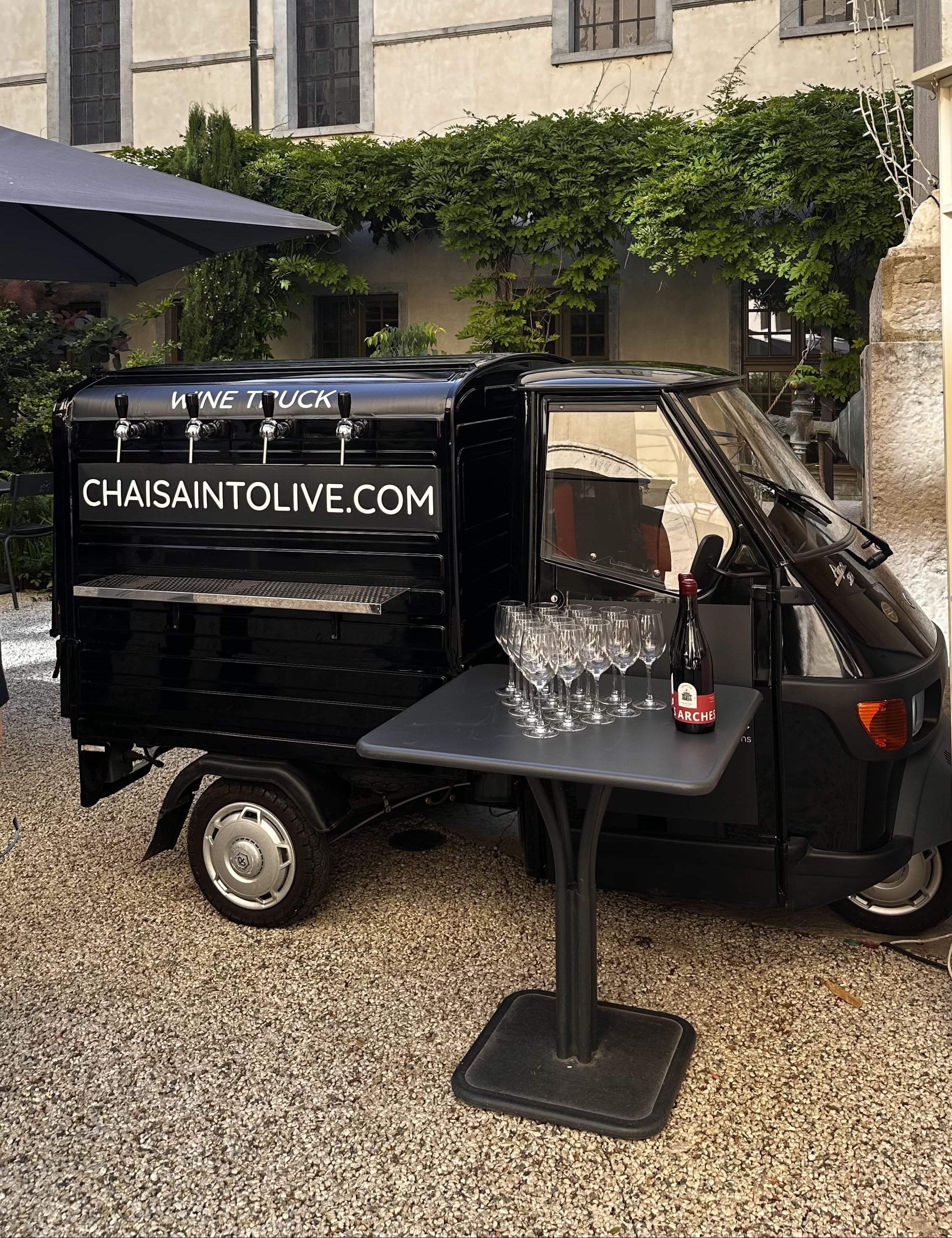 Wine Truck sur la terrasse d'Epona